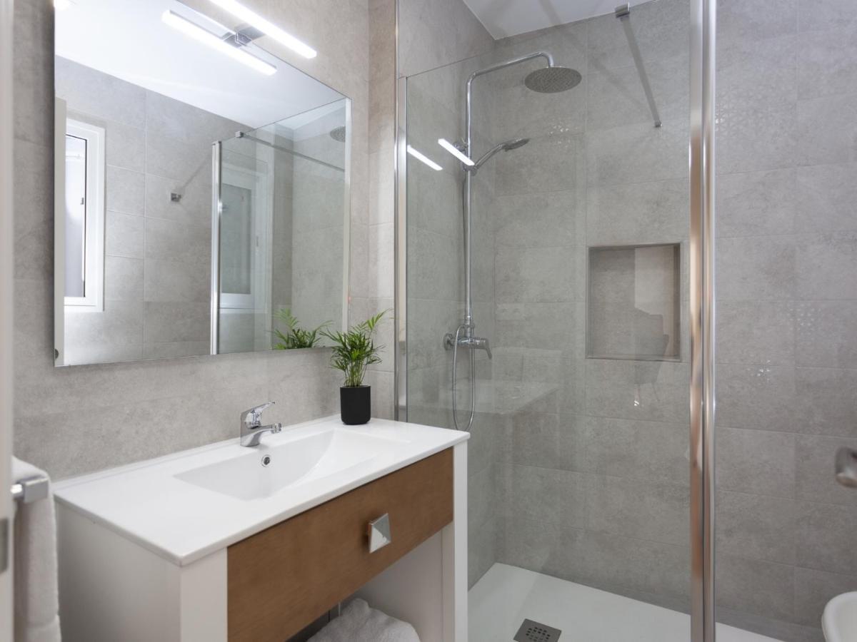 Rd Aparcamiento Incluido Triana Luminoso Comodo Apartamento 2Bd 2Bth Sevilla Eksteriør bilde