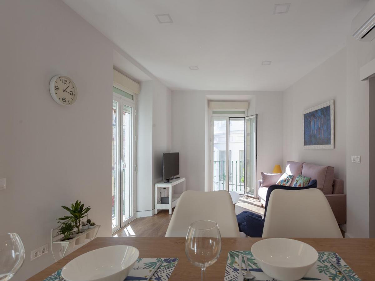 Rd Aparcamiento Incluido Triana Luminoso Comodo Apartamento 2Bd 2Bth Sevilla Eksteriør bilde